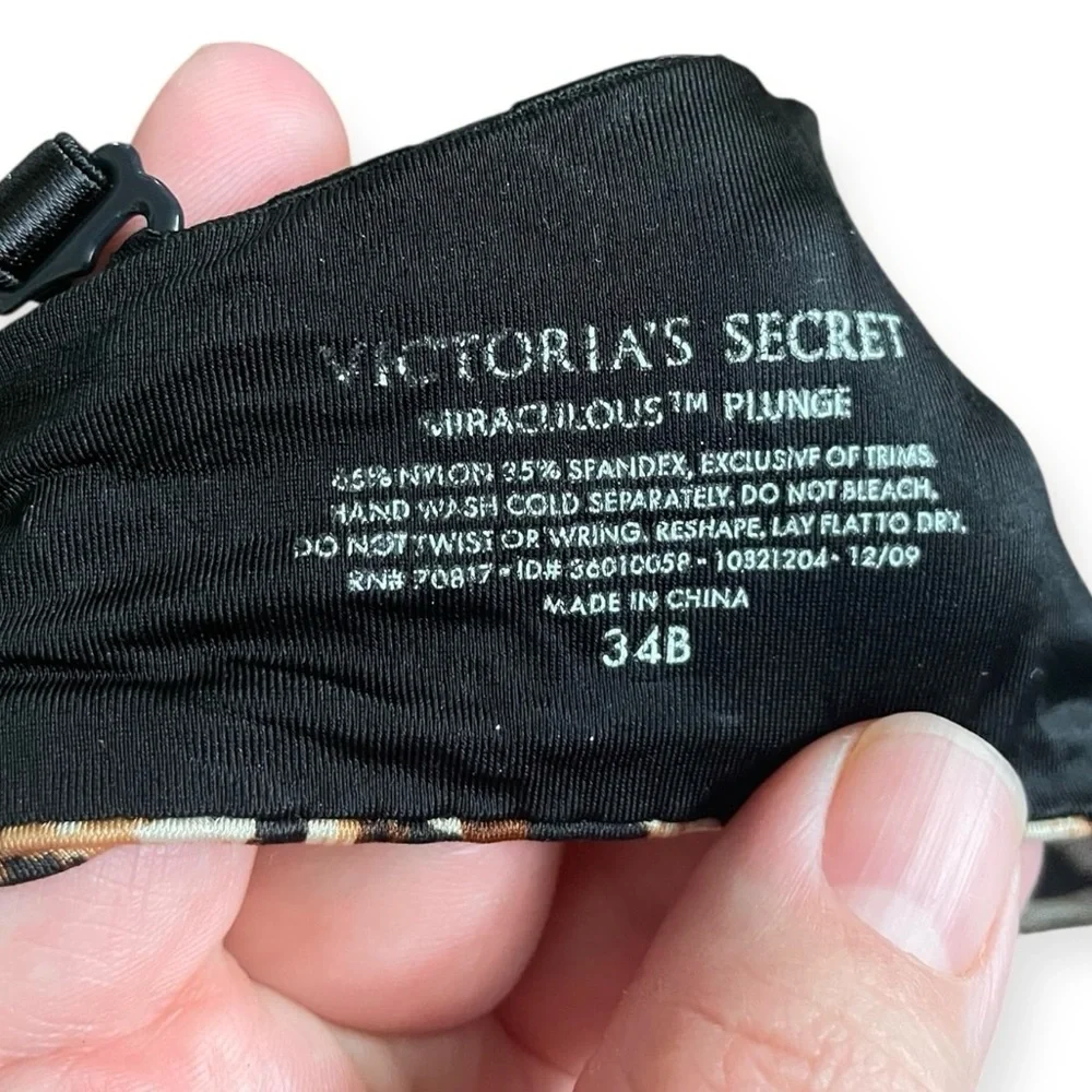 Victorias Secret Miraculous Plunge Leopard Print Push Up Bra Women’s 34B padded - Picture 5 of 5
